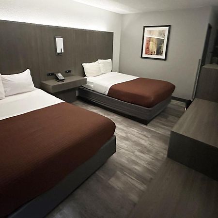 Magnuson Hotel Fort Wayne North - Coliseum Eksteriør bilde
