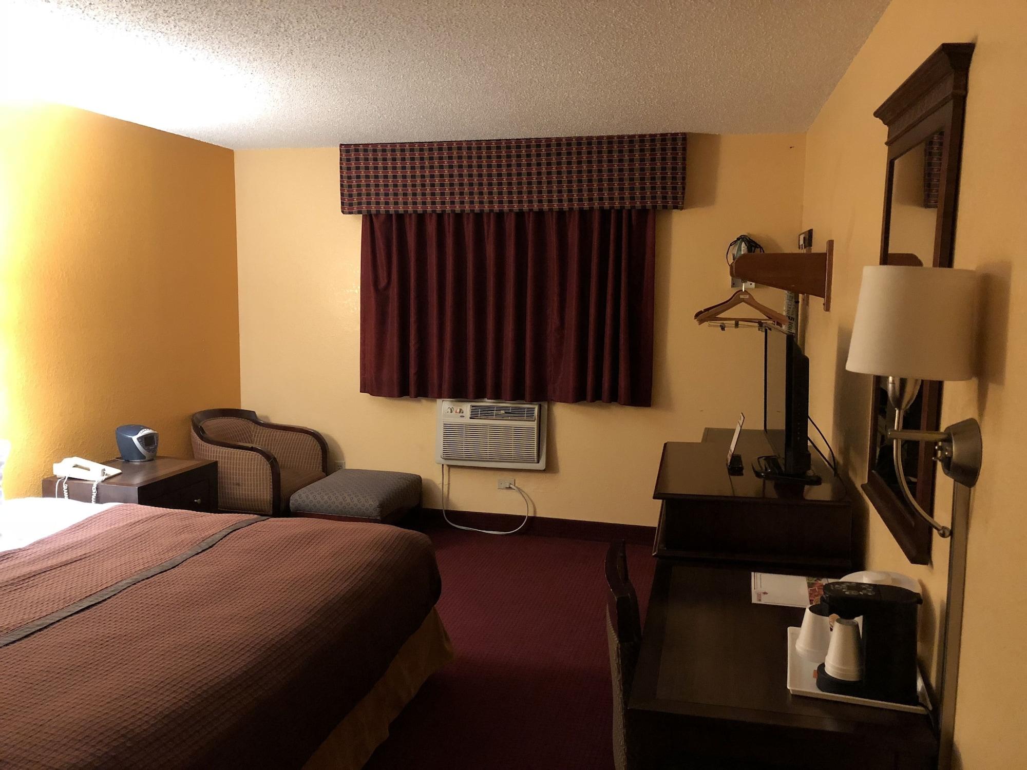 Magnuson Hotel Fort Wayne North - Coliseum Eksteriør bilde