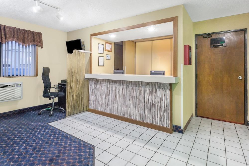 Magnuson Hotel Fort Wayne North - Coliseum Eksteriør bilde