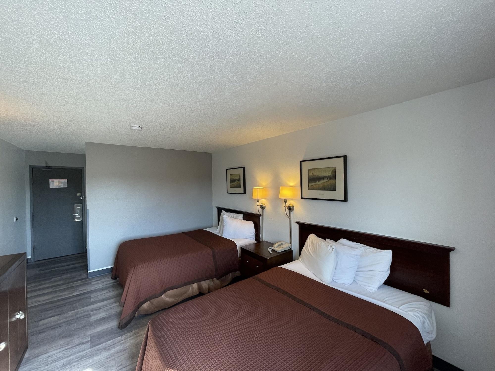 Magnuson Hotel Fort Wayne North - Coliseum Eksteriør bilde