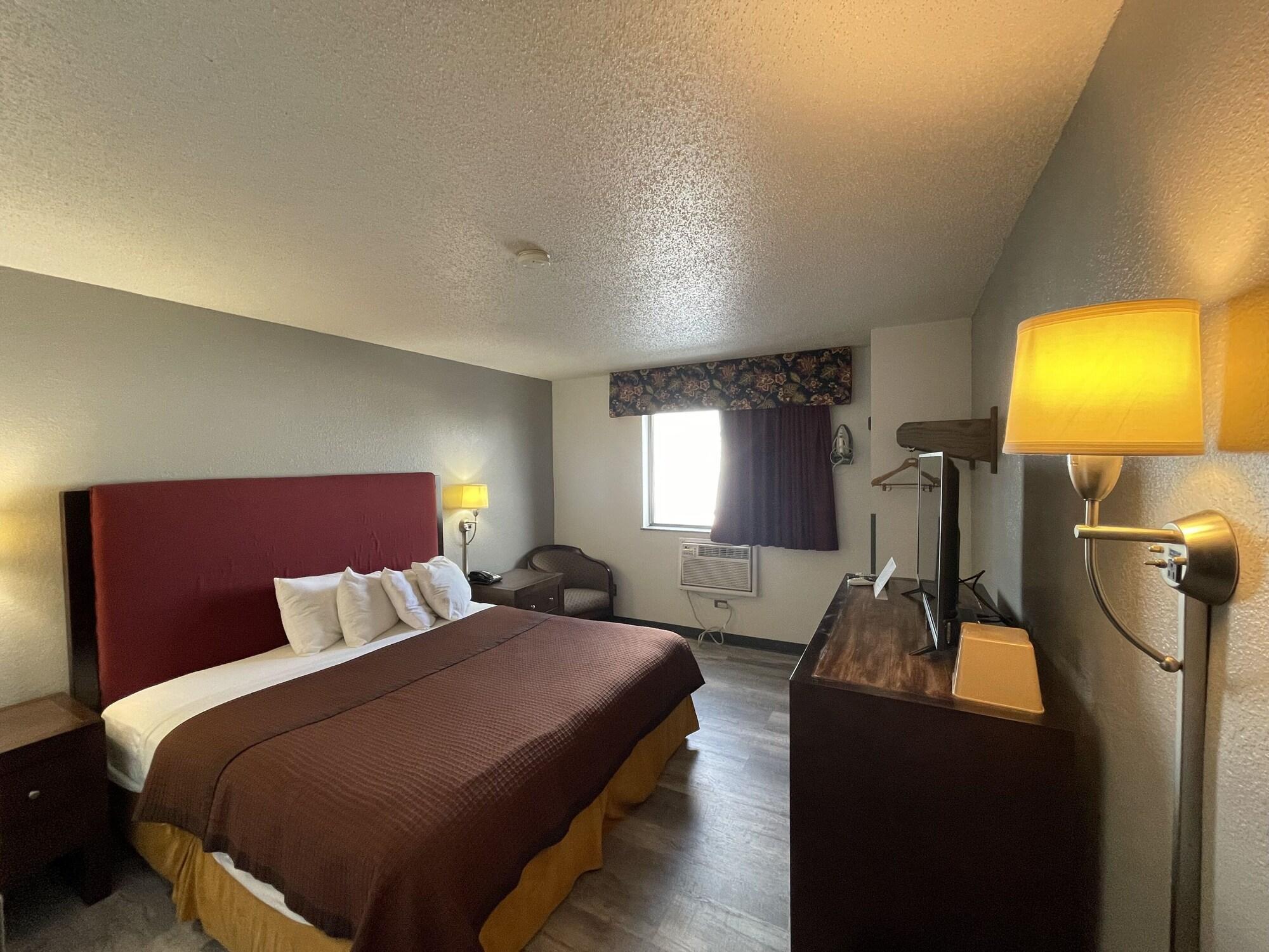 Magnuson Hotel Fort Wayne North - Coliseum Eksteriør bilde